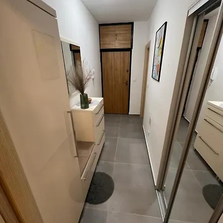 Apartment Mm - 5 Min By Car To The & Center - Free Public Parking
