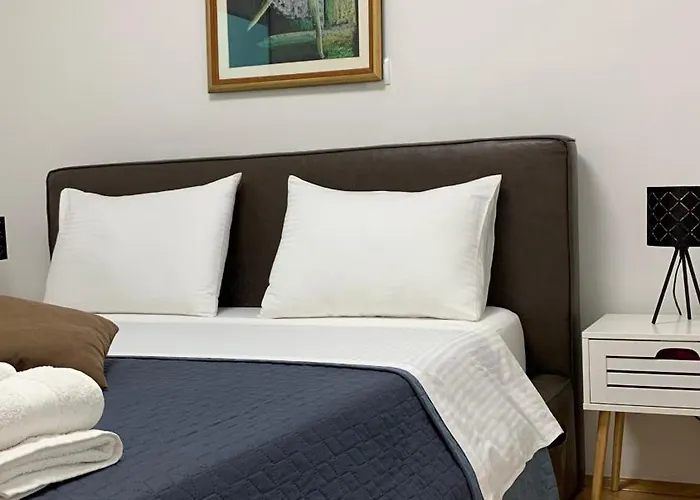 Apartment - 5 Min By Car To The & Center - Free Public Parking Split